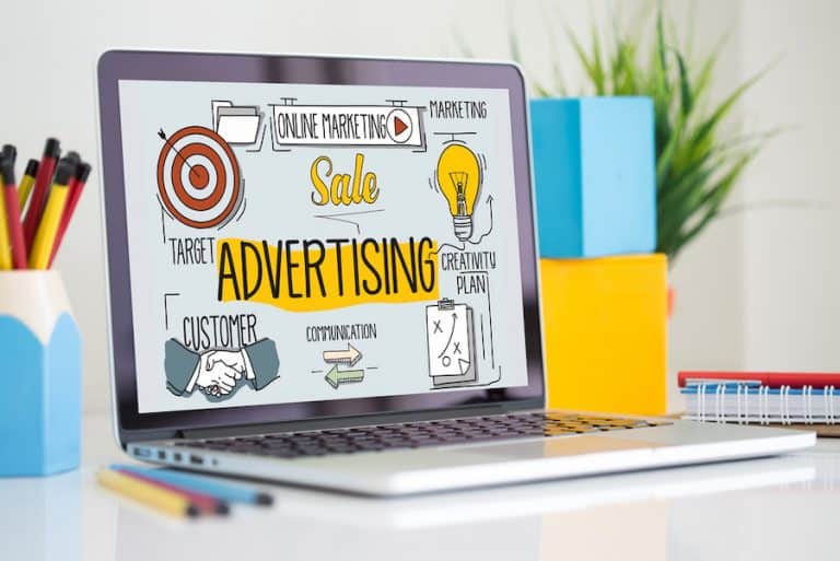 How to Make Money Advertising for Companies Online [in 2023]